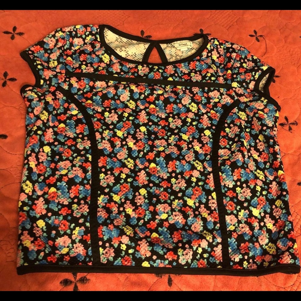 Disney Top
